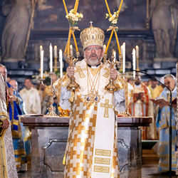 byzantinisches Pontifikalamt Stephansdom / Erzdiözese Wien/ Schönlaub byzantinisches Pontifikalamt Stephansdom